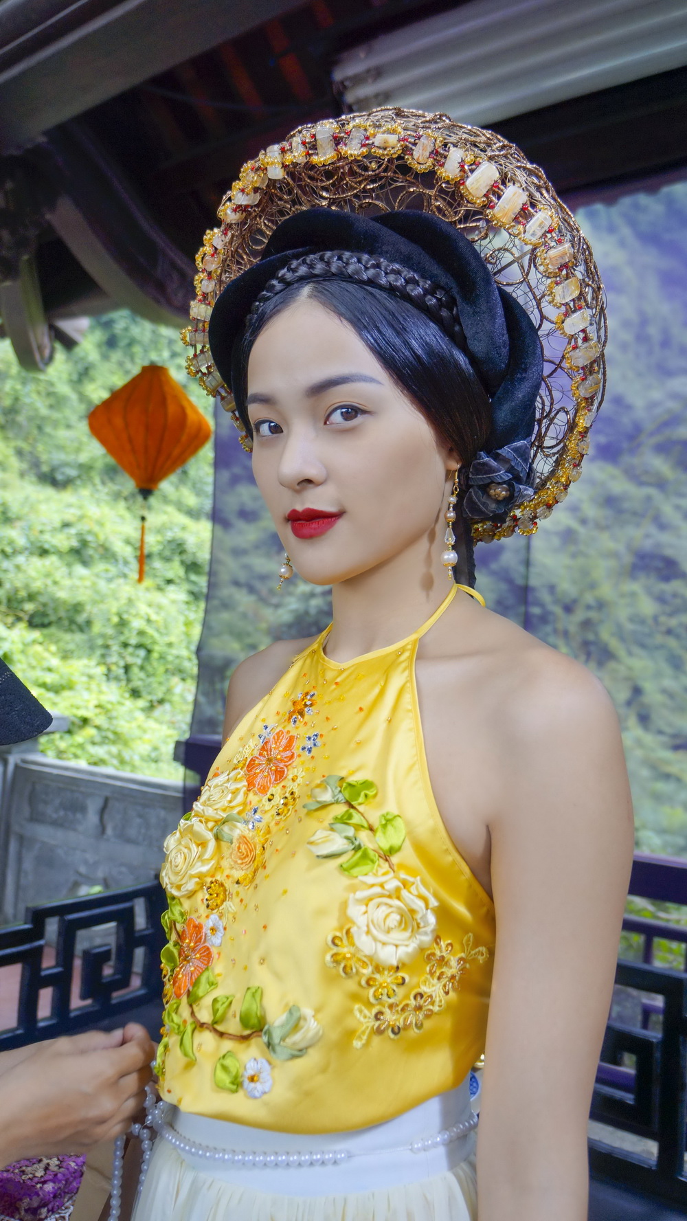 Mỹ nh&acirc;n đẹp kh&ocirc;ng g&oacute;c chết của m&agrave;n ảnh Việt v&agrave; 3 năm sống k&iacute;n tiếng g&acirc;y t&ograve; m&ograve;- Ảnh 7.