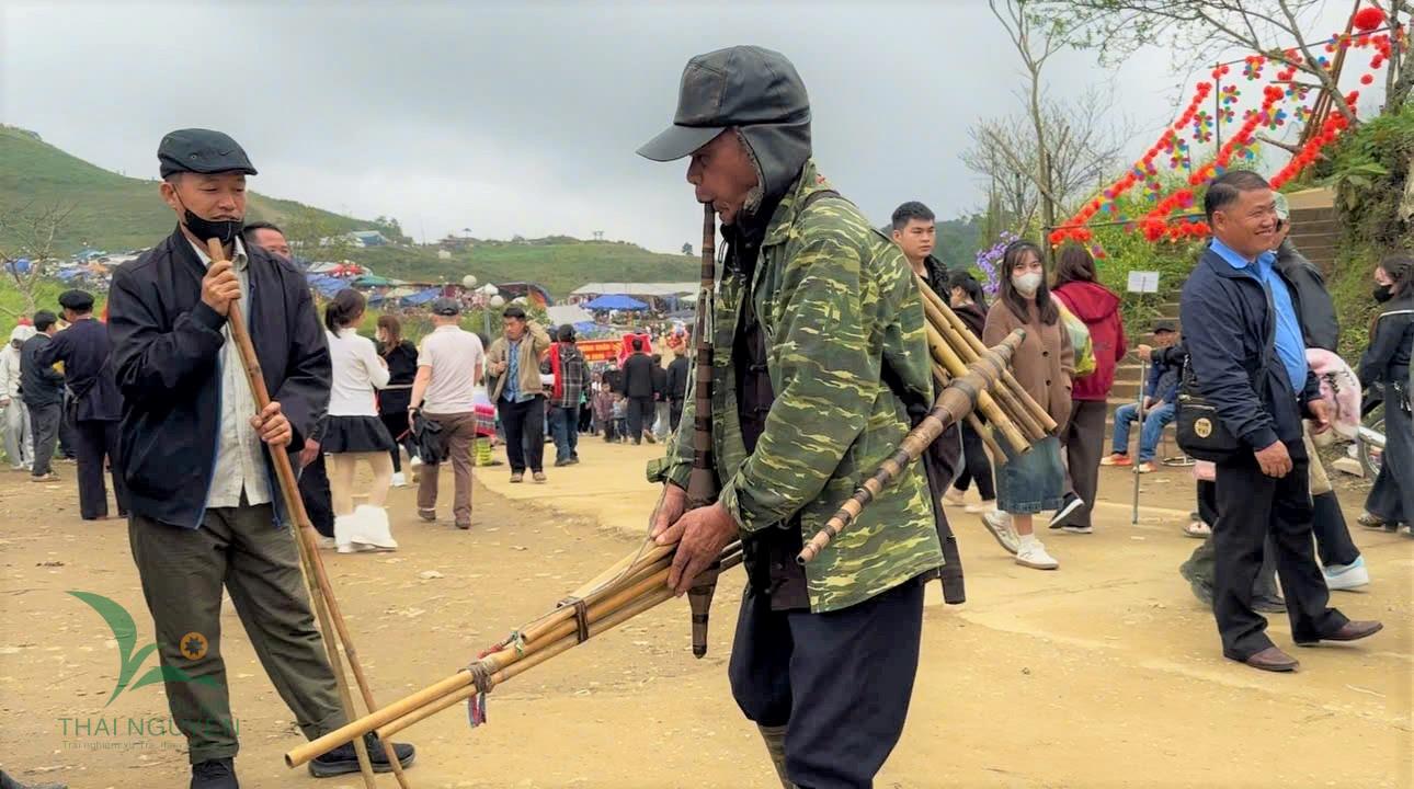 Một "Sa Pa" ẩn mình cách Hà Nội hơn 240km: Mây phủ, khí hậu mát mẻ, cảnh đẹp còn hoang sơ - Ảnh 3.