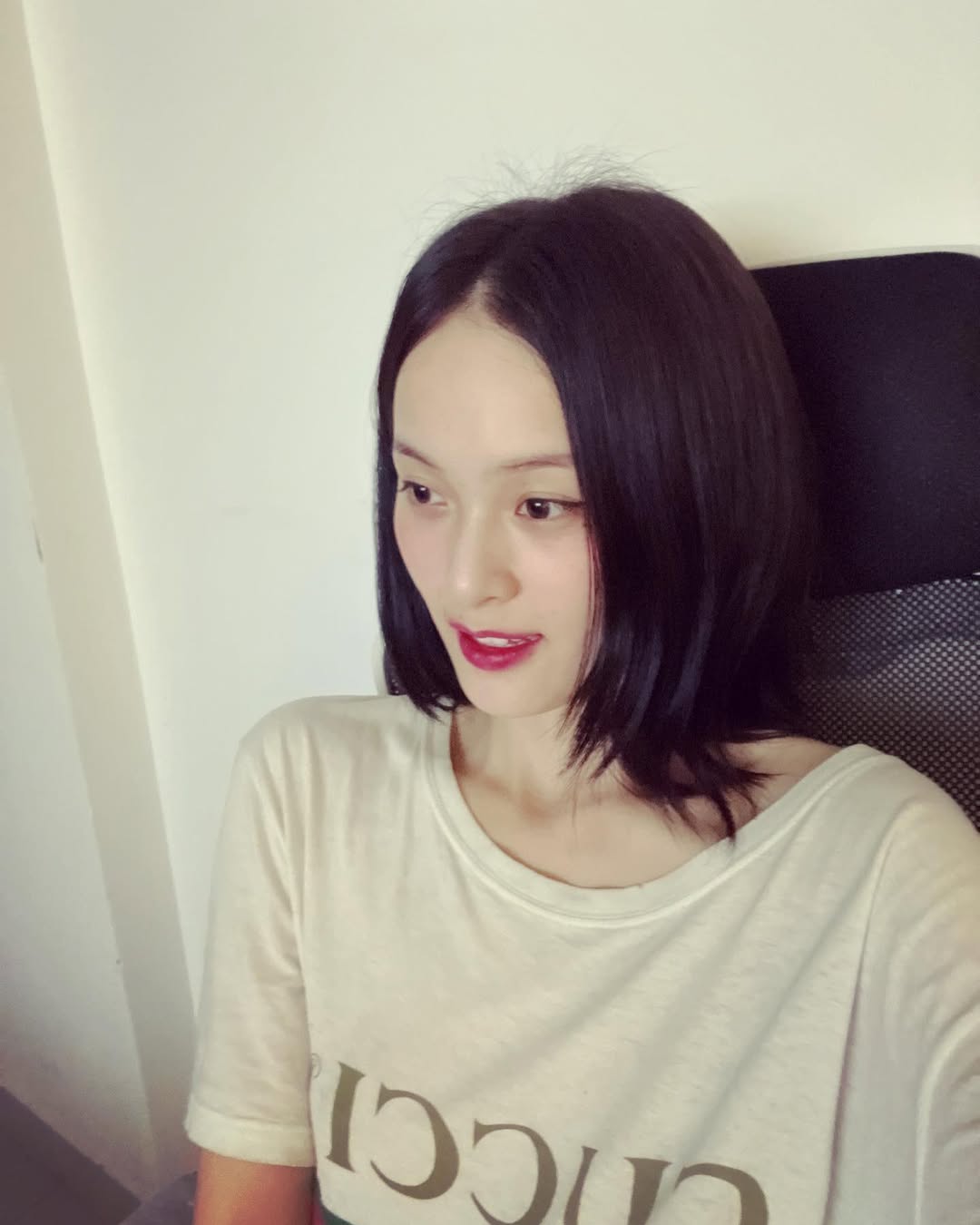 Mỹ nh&acirc;n đẹp kh&ocirc;ng g&oacute;c chết của m&agrave;n ảnh Việt v&agrave; 3 năm sống k&iacute;n tiếng g&acirc;y t&ograve; m&ograve;- Ảnh 9.