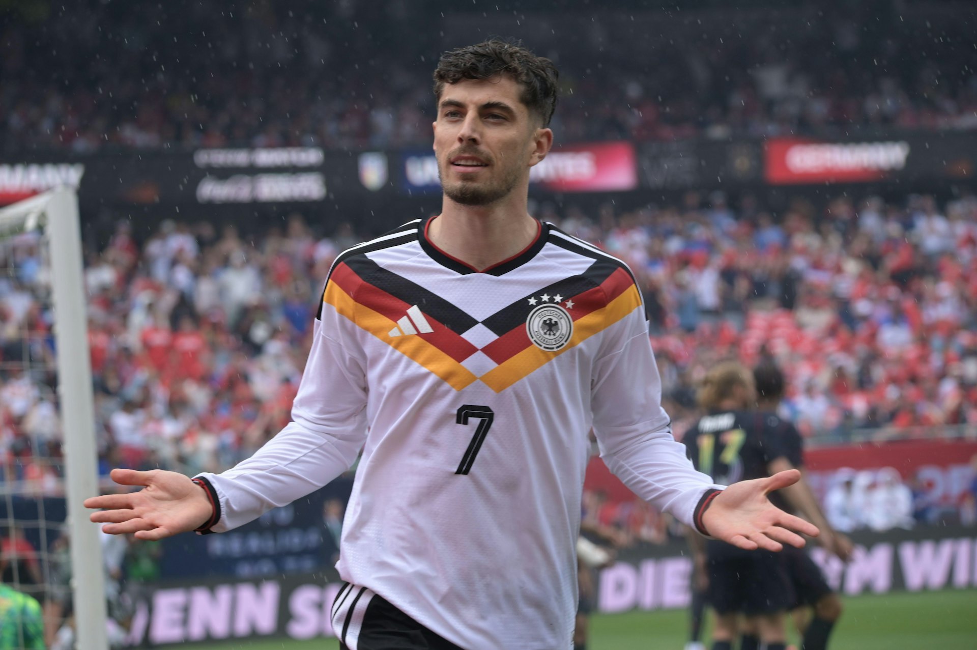 6 nam thần sở hữu gương mặt tỷ lệ vàng hoàn hảo nhất World Cup 2026: Ronaldo không có "cửa", Kai Havertz đẹp như tượng tạc cũng chỉ xếp thứ 2- Ảnh 5. 6 nam thần sở hữu gương mặt tỷ lệ vàng hoàn hảo nhất World Cup 2026: Ronaldo không có "cửa", Kai Havertz đẹp như tượng tạc cũng chỉ xếp thứ 2- Ảnh 5.