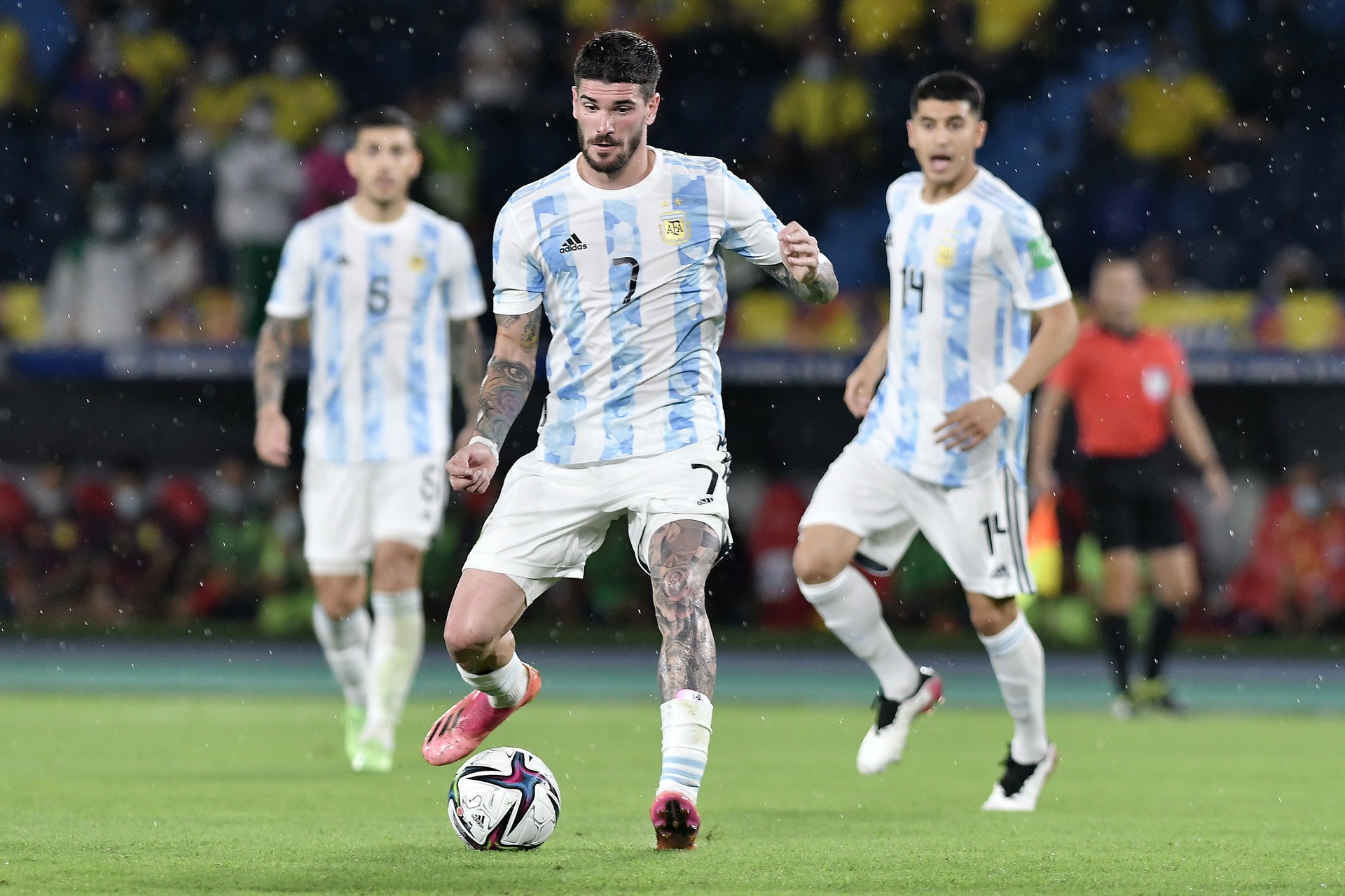 6 nam thần sở hữu gương mặt tỷ lệ vàng hoàn hảo nhất World Cup 2026: Ronaldo không có "cửa", Kai Havertz đẹp như tượng tạc cũng chỉ xếp thứ 2- Ảnh 6. 6 nam thần sở hữu gương mặt tỷ lệ vàng hoàn hảo nhất World Cup 2026: Ronaldo không có "cửa", Kai Havertz đẹp như tượng tạc cũng chỉ xếp thứ 2- Ảnh 6.
