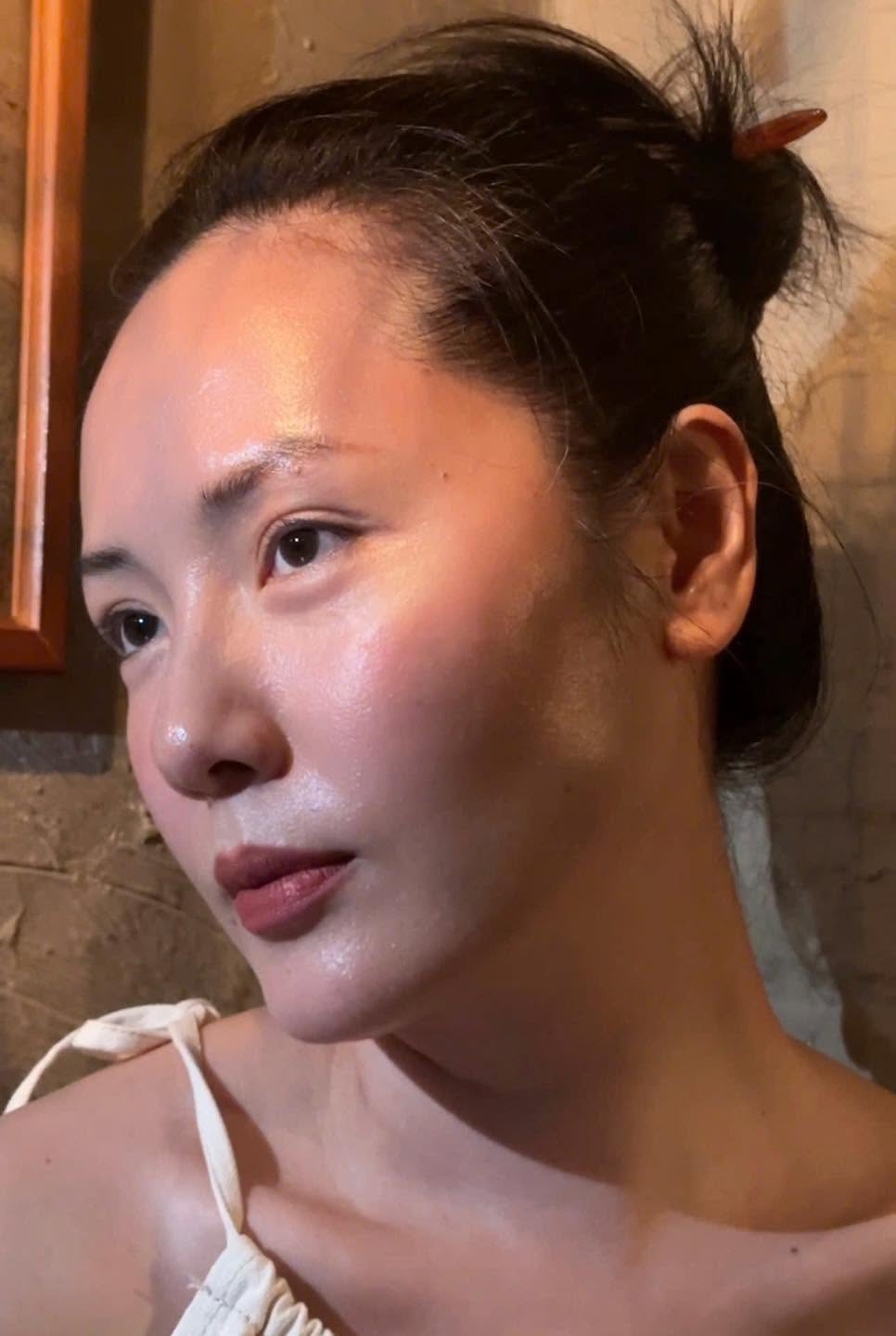 Nữ ca sĩ Việt 42 tuổi tự so m&igrave;nh với Song Hye Kyo, c&ocirc;ng khai 176 mũi ti&ecirc;m tr&ecirc;n mặt v&agrave; 43 mũi ở v&ugrave;ng "kh&oacute; n&oacute;i"- Ảnh 5.