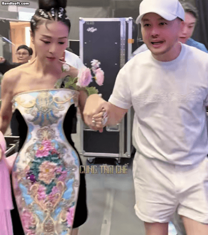 Thời gian thay đổi tất cả trừ nhan sắc của mỹ nh&acirc;n n&agrave;y: 70 tuổi vẫn đỉnh cao visual, tuổi t&aacute;c chỉ l&agrave; con số- Ảnh 3.