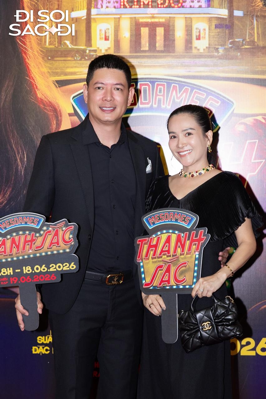 Thảm đỏ HOT nhất hôm nay: Thanh Hằng - Midu lộng lẫy phát sáng, 1 mỹ nhân vác bụng bầu chặt chém dàn sao- Ảnh 11. Thảm đỏ HOT nhất hôm nay: Thanh Hằng - Midu lộng lẫy phát sáng, 1 mỹ nhân vác bụng bầu chặt chém dàn sao- Ảnh 11.