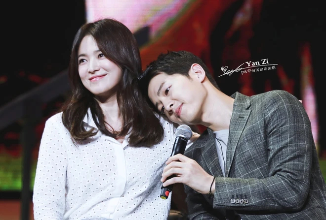 Đ&aacute;nh mất Song Hye Kyo, Song Joong Ki giờ chỉ &ldquo;c&ograve;n c&aacute;i nịt&rdquo;! - Ảnh 3.