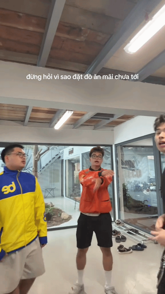 Bộ 3 "boy phố" mới nổi: Bi B&eacute;o - con trai nghệ sỹ Xu&acirc;n Bắc giật spotlight chỉ v&igrave; 1 nụ cười- Ảnh 2.
