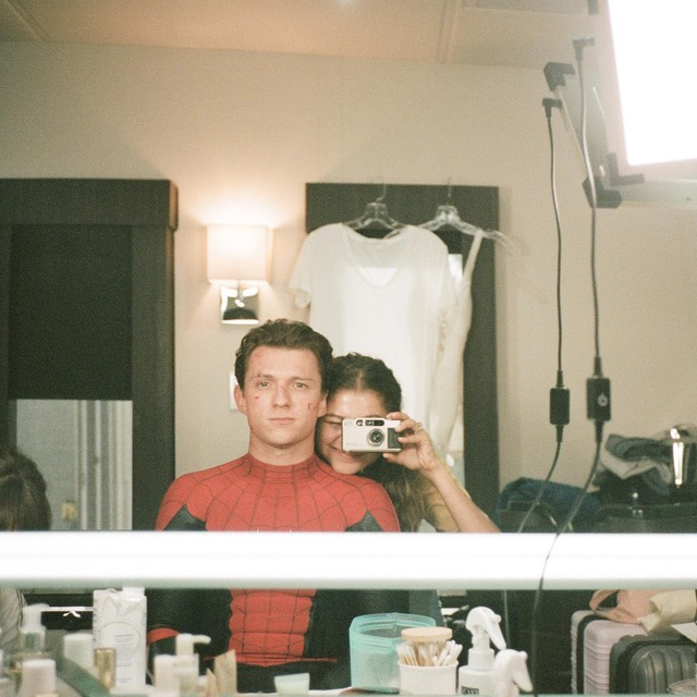 "Người nhện" Tom Holland đ&atilde; ch&iacute;nh thức rước Zendaya về dinh!- Ảnh 4.
