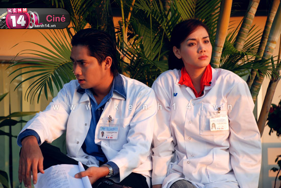 Cảnh phim v&ocirc; l&yacute; nhất m&agrave;n ảnh Việt: B&aacute;c sĩ đang mổ tự nhi&ecirc;n k&ecirc;u đồng nghiệp đi mua b&aacute;nh m&igrave; ăn- Ảnh 3.