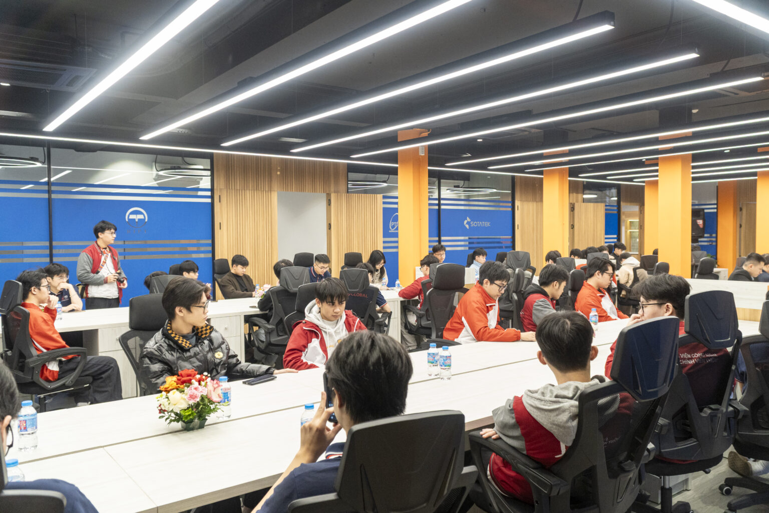 Xây dựng giải pháp cho doanh nghiệp IT tỷ đồng: Sinh viên PTIT đang thay đổi cuộc chơi trước làn sóng AI - Ảnh 2. Xây dựng giải pháp cho doanh nghiệp IT tỷ đồng: Sinh viên PTIT đang thay đổi cuộc chơi trước làn sóng AI - Ảnh 2.