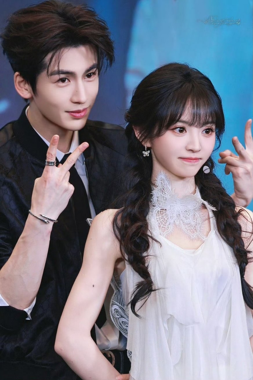 Hot nhất Weibo: Trương Lăng H&aacute;ch v&agrave; Điền Hi Vi lộ bằng chứng phim giả t&igrave;nh thật r&otilde; như ban ng&agrave;y- Ảnh 6.