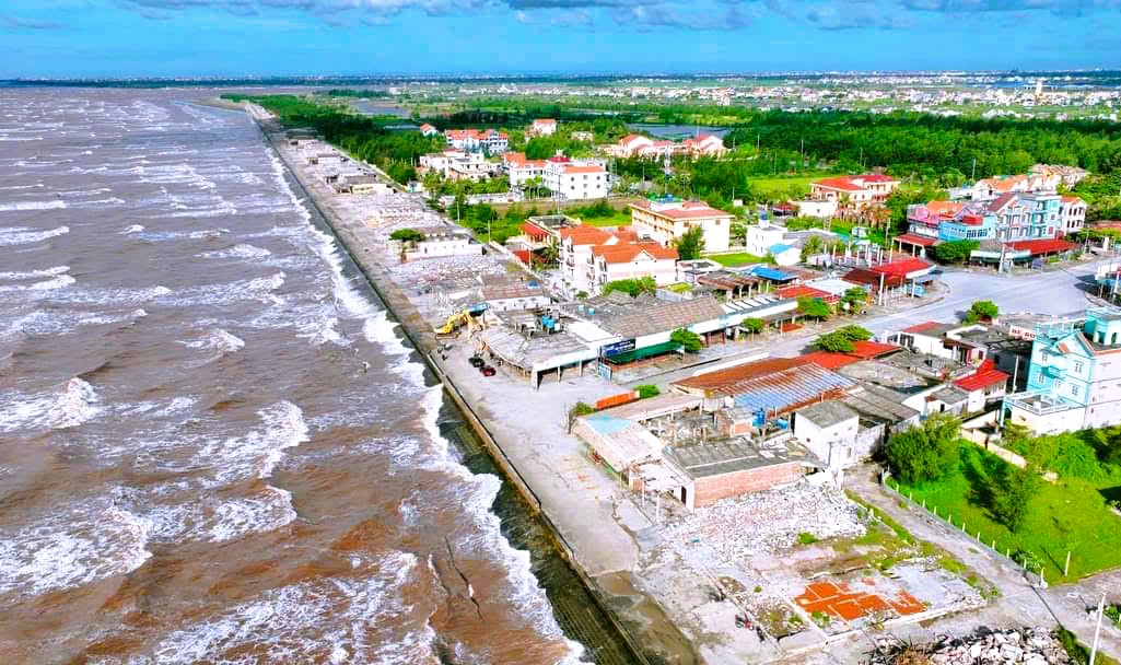 B&atilde;i biển nổi tiếng miền Bắc một thời đổi t&ecirc;n mới - Ảnh 1.