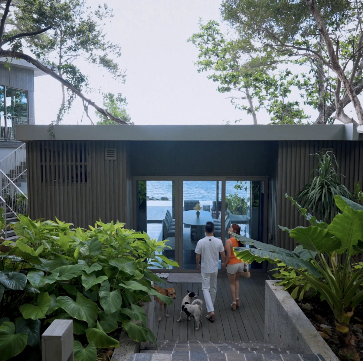 Gi&aacute;m đốc bảo t&agrave;ng l&agrave; t&agrave;i tử đ&igrave;nh đ&aacute;m, x&acirc;y resort 5 sao ở Ph&uacute; Quốc để cưới vợ đại gia k&eacute;m 16 tuổi - Ảnh 8.