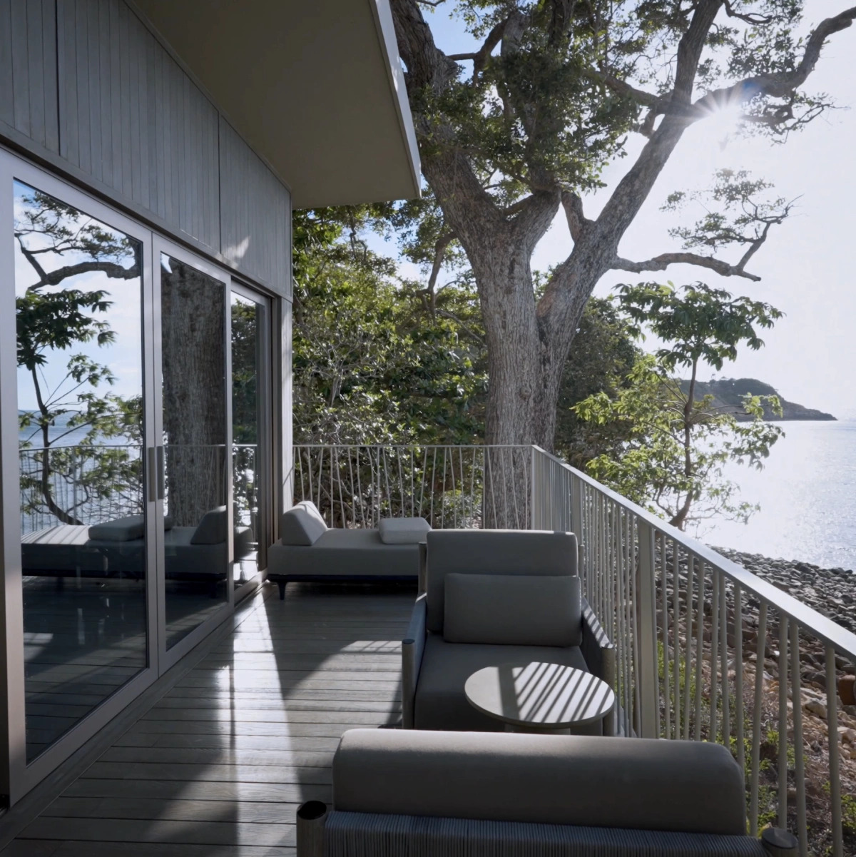 Gi&aacute;m đốc bảo t&agrave;ng l&agrave; t&agrave;i tử đ&igrave;nh đ&aacute;m, x&acirc;y resort 5 sao ở Ph&uacute; Quốc để cưới vợ đại gia k&eacute;m 16 tuổi - Ảnh 9.
