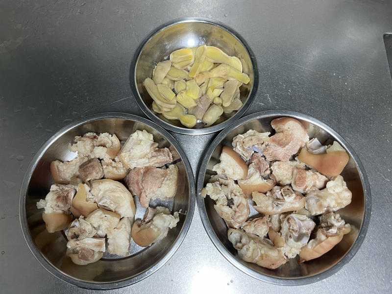 Phụ nữ muốn chống l&atilde;o h&oacute;a v&agrave; đẹp l&ecirc;n từng ng&agrave;y h&atilde;y thường xuy&ecirc;n ăn 4 m&oacute;n "gi&uacute;p trẻ đẹp"- Ảnh 2.