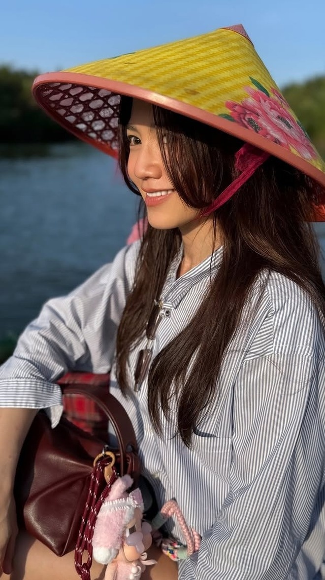 Xuất hiện nữ ho&agrave;ng dựng chuyện trong showbiz: Thủ đoạn phao tin "x&agrave;o couple" sốc đến nổi khiến 1 đại gia c&oacute; vợ đi&ecirc;u đứng, phải kiện ra t&ograve;a- Ảnh 5.