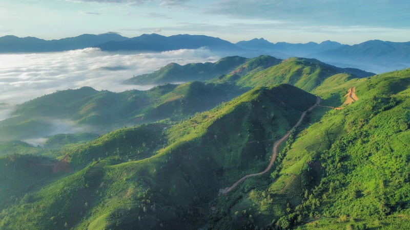 Việt Nam c&oacute; th&agrave;nh phố m&aacute;t lạnh cao 900m: Nơi ra đời 108 l&aacute; thư t&igrave;nh Trịnh C&ocirc;ng Sơn, nay lại g&acirc;y sốt với cổng trời của Sơn T&ugrave;ng M-TP - Ảnh 3.