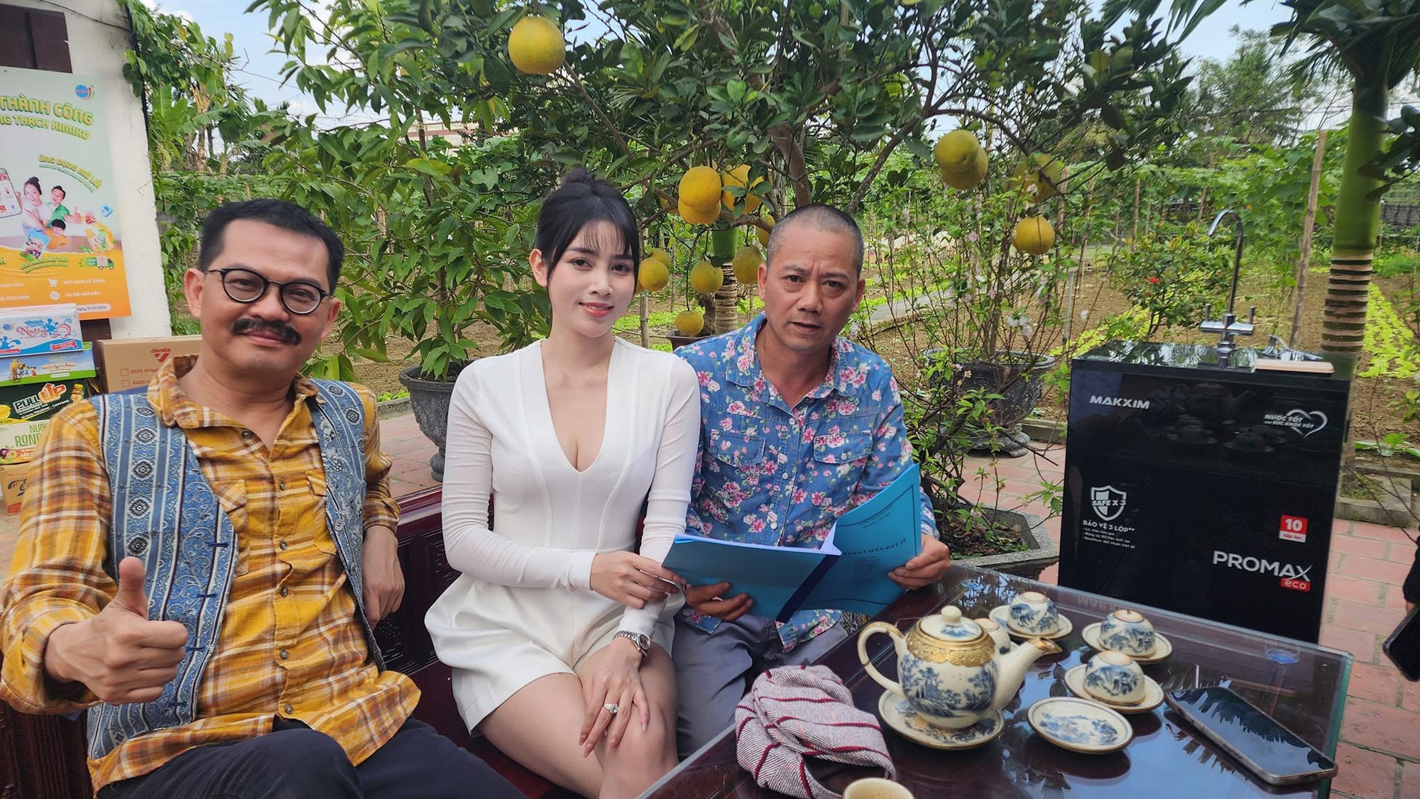 Cuộc sống của "đại gia ch&acirc;n đất" cưới ch&acirc;n d&agrave;i thi hoa hậu, ở nh&agrave; sang 4 tầng tr&ecirc;n đường Kim Giang - Ảnh 3.
