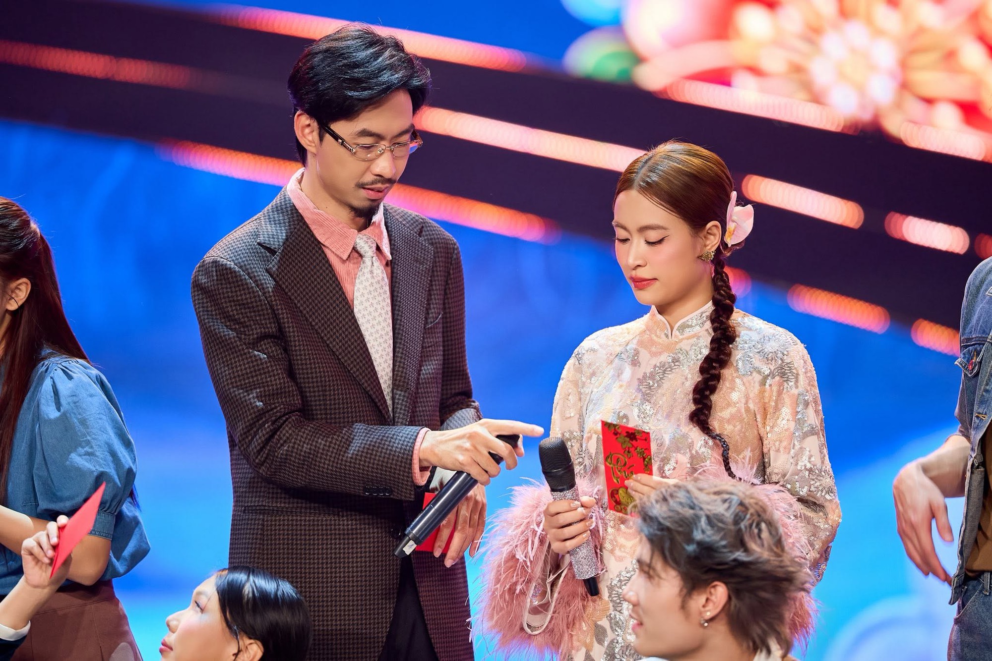 Nhận kh&ocirc;ng ra Ho&agrave;ng Thuỳ Linh- Ảnh 8.