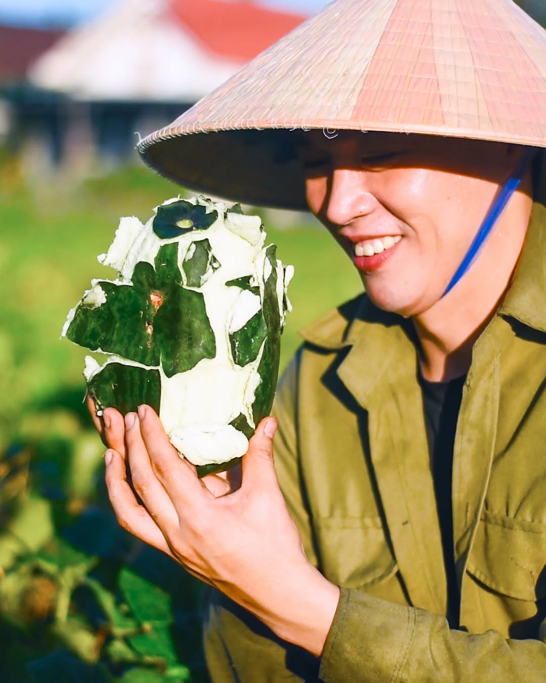 Đ&atilde; t&igrave;m ra loại tr&aacute;i c&acirc;y c&oacute; nhiều t&ecirc;n nhất Việt Nam: Phải buộc d&acirc;y mới giữ được h&igrave;nh, ruột bở như khoai- Ảnh 5.