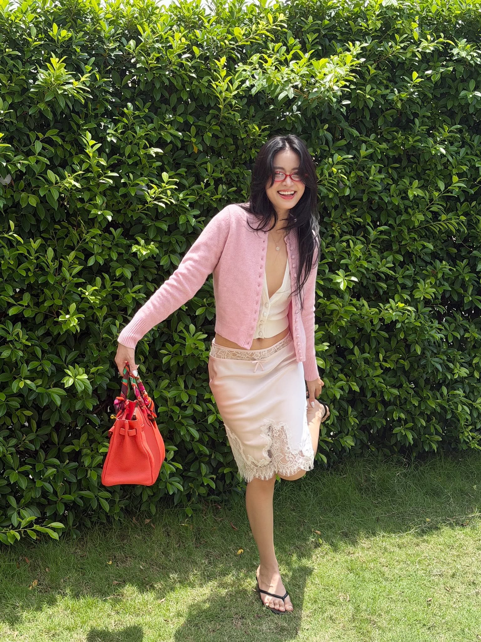 Nhận kh&ocirc;ng ra Ho&agrave;ng Thuỳ Linh- Ảnh 4.