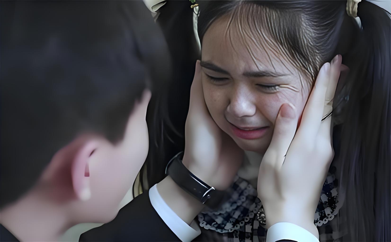4 điều cha mẹ EQ thấp hay l&agrave;m l&uacute;c chờ điểm thi của con - Ảnh 1.