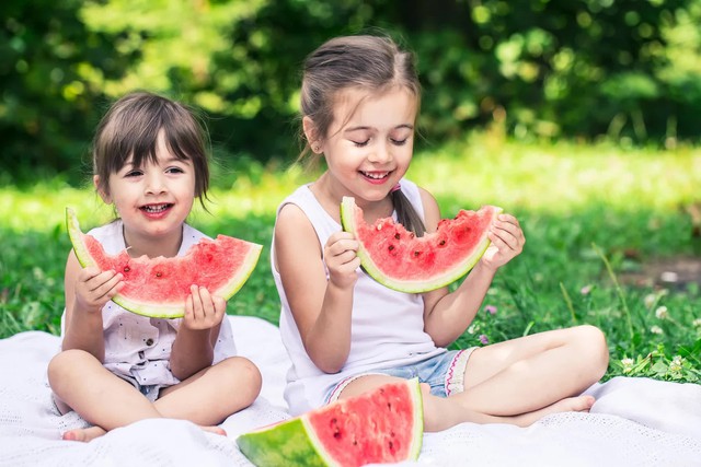 M&ugrave;a picnic đến rồi: Tr&aacute;nh ngay 6 sai lầm khiến thực phẩm nhanh biến th&agrave;nh "ổ vi khuẩn" dưới trời nắng n&oacute;ng- Ảnh 5.