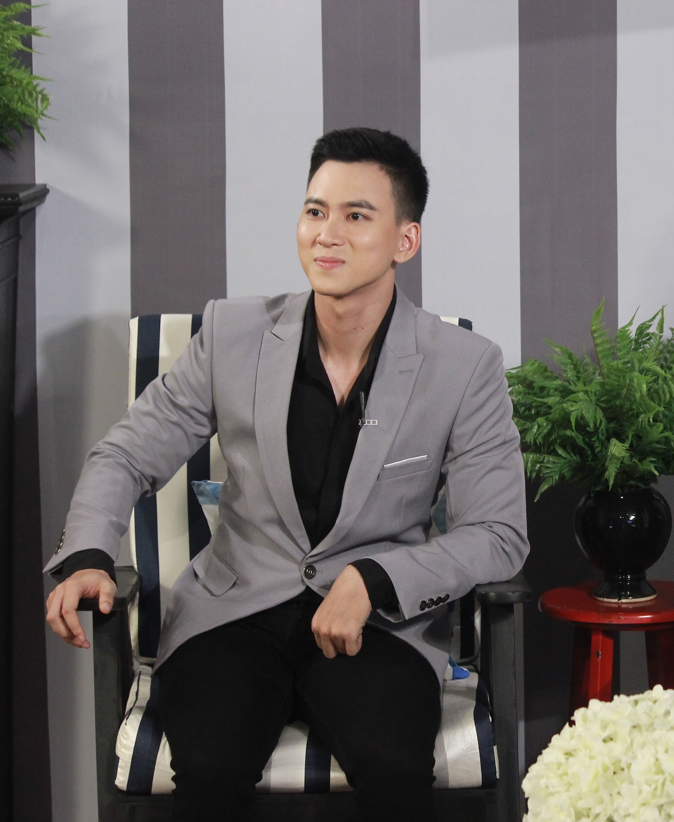 L&acirc;m Kh&aacute;nh Chi g&acirc;y hoang mang: "MC Minh Tu&acirc;n ơi, em giờ ra sao?"- Ảnh 4.