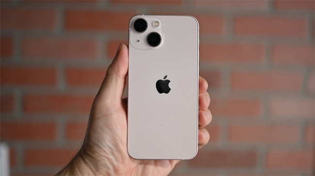 4 chiếc iPhone cũ đ&aacute;ng mua nhất 2026- Ảnh 4.