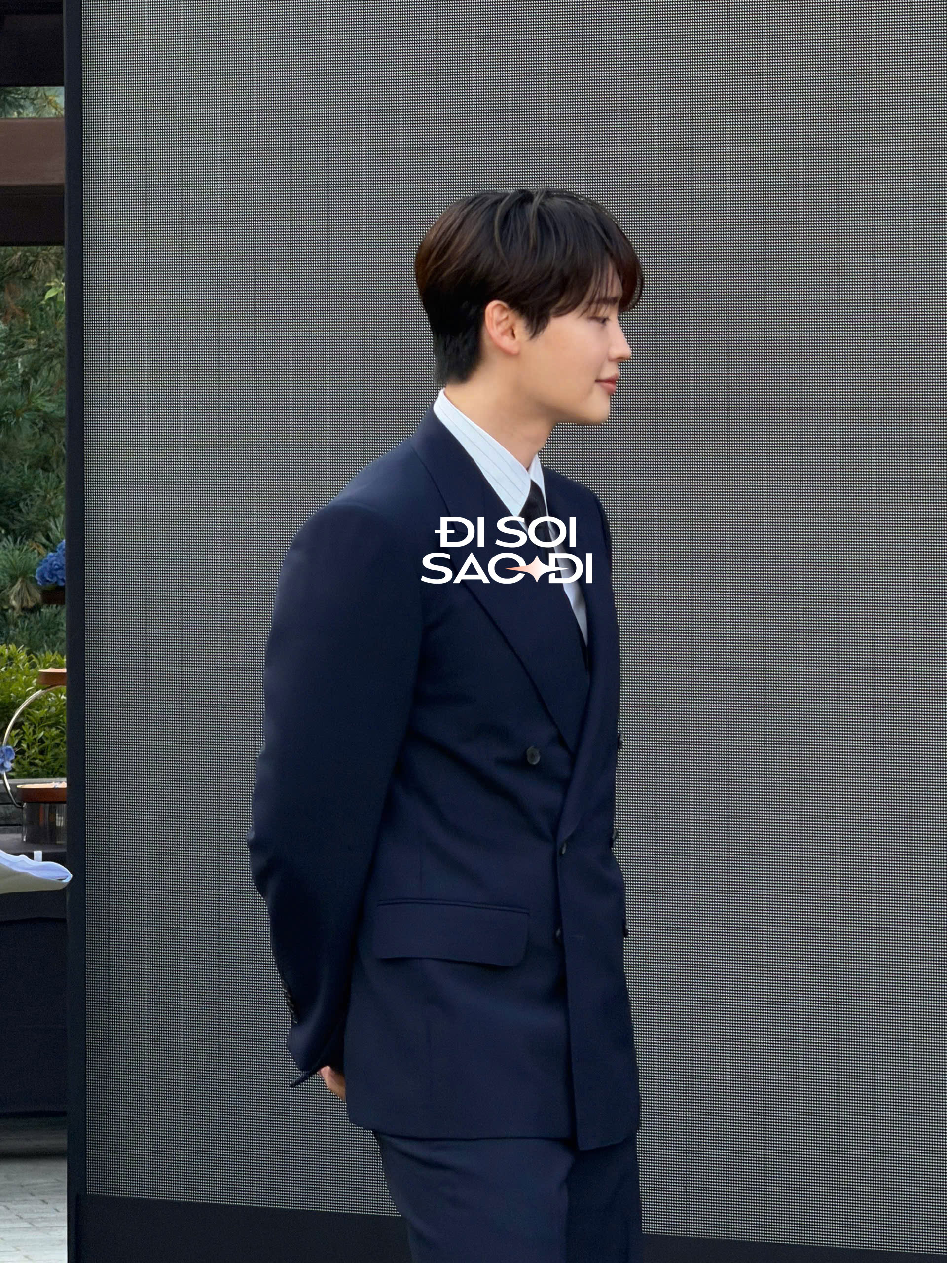 Lee Jong Suk: Tôi nhớ mãi hình ảnh fan Việt đứng kín ngã tư vẫy tay chào, tôi sẽ sớm trở lại đây!- Ảnh 4. Lee Jong Suk: Tôi nhớ mãi hình ảnh fan Việt đứng kín ngã tư vẫy tay chào, tôi sẽ sớm trở lại đây!- Ảnh 4.