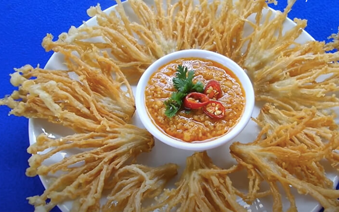 Loại rau được v&iacute; như "nh&acirc;n s&acirc;m của người ngh&egrave;o", mọc đầy ở qu&ecirc; nhưng nhiều Việt kh&ocirc;ng hay - Ảnh 3.