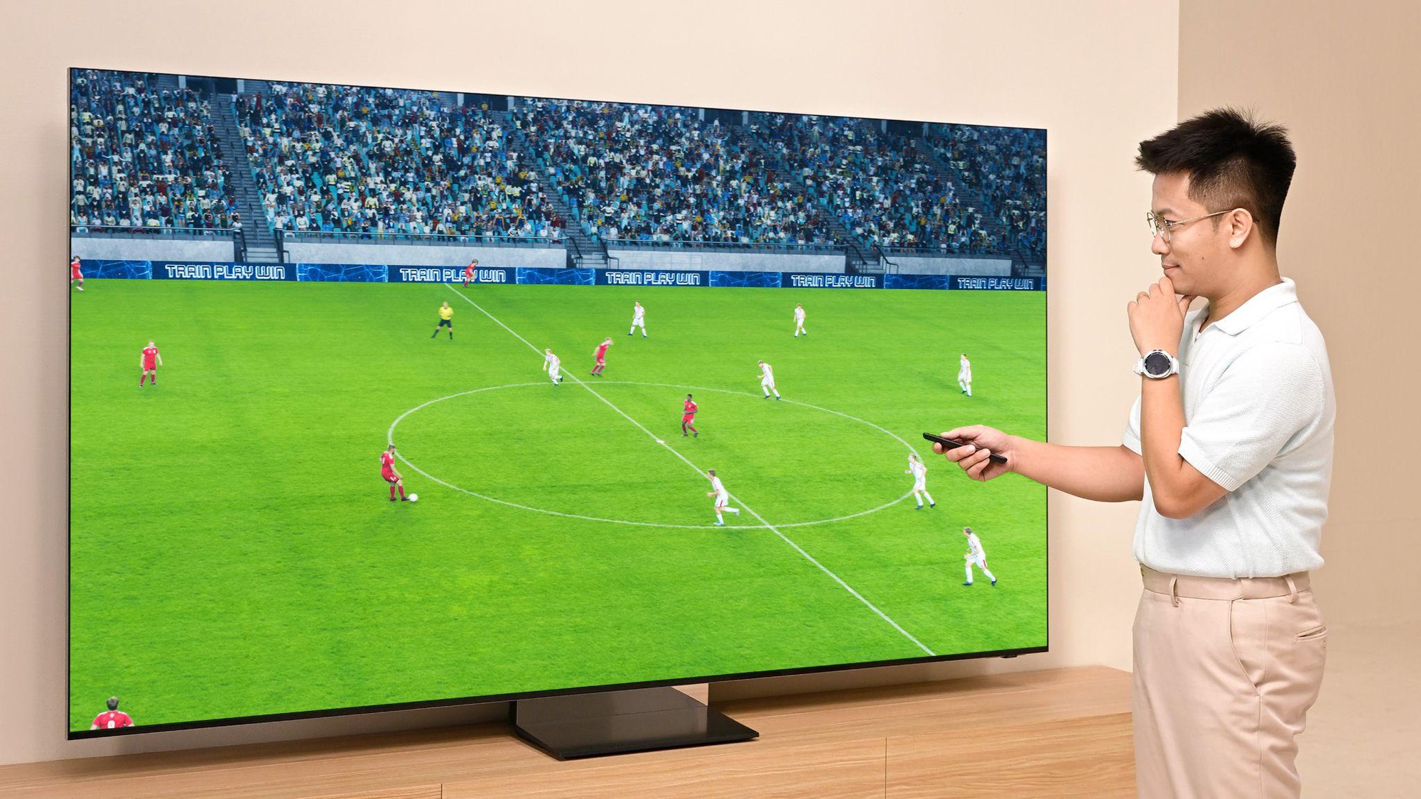 Hỏi xo&aacute;y đ&aacute;p nhanh, dự đo&aacute;n World Cup c&ugrave;ng trợ l&yacute; Vision AI Companion tr&ecirc;n Samsung AI TV - Ảnh 2.