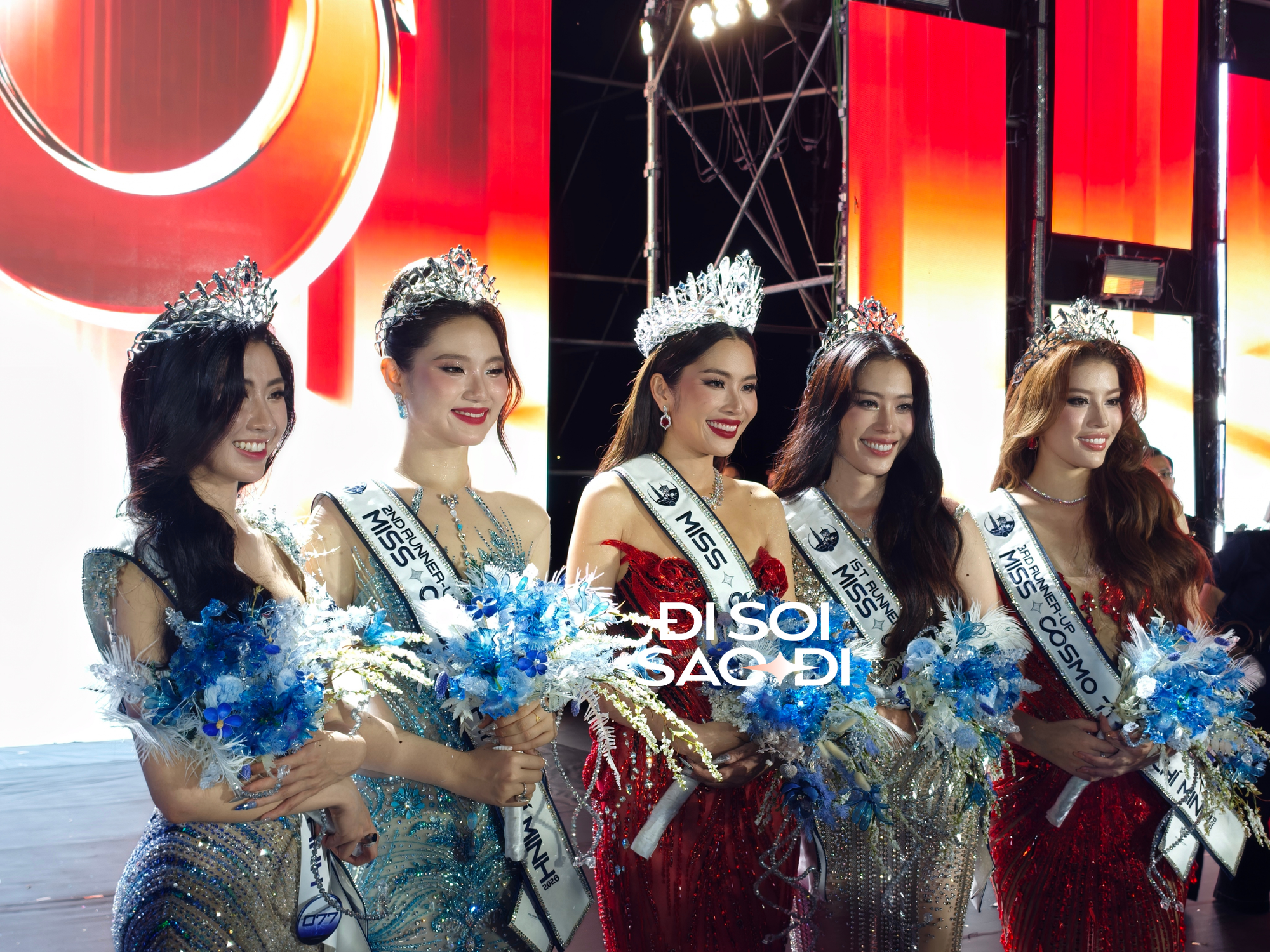 S&acirc;n khấu Miss Cosmo TP. HCM bốc ch&aacute;y khi Nam Anh đăng quang- Ảnh 4.