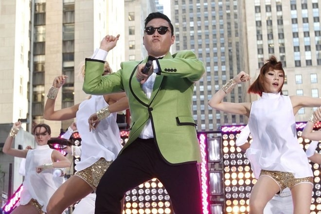 "Ông hoàng Gangnam Style" PSY bị điều tra ngay trước thềm sang Việt Nam- Ảnh 4. "Ông hoàng Gangnam Style" PSY bị điều tra ngay trước thềm sang Việt Nam- Ảnh 4.