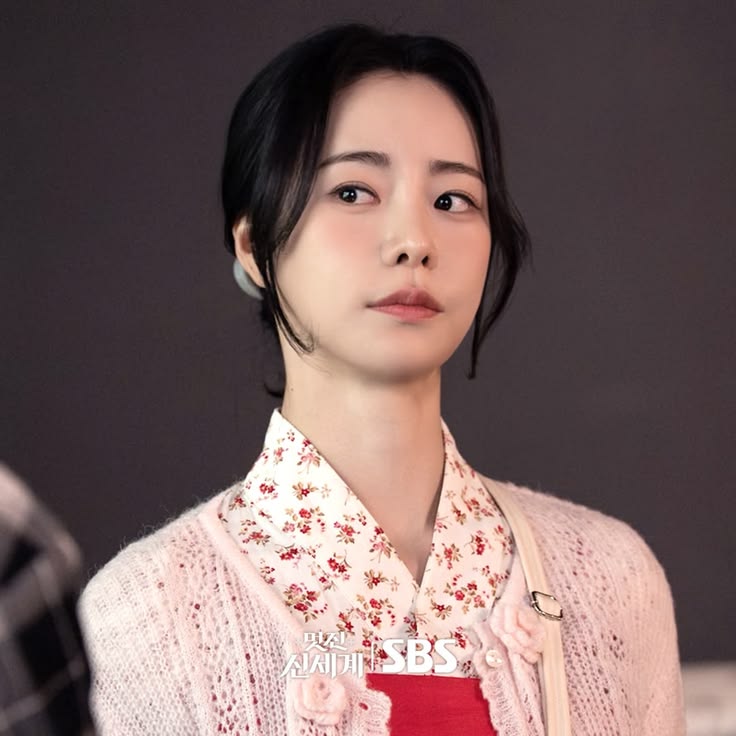 Lee Do Hyun bị đ&ograve;i đuổi khỏi H&agrave;n Quốc v&igrave; Lim Ji Yeon- Ảnh 1.