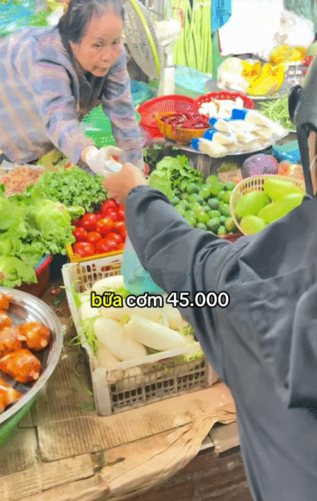 Thu nhập 13 triệu đồng/th&aacute;ng v&agrave; bữa cơm 50 ng&agrave;n: C&aacute;ch mẹ bỉm ở L&acirc;m Đồng vun v&eacute;n cho giấc mơ x&acirc;y nh&agrave; 1,5 tỷ- Ảnh 15.