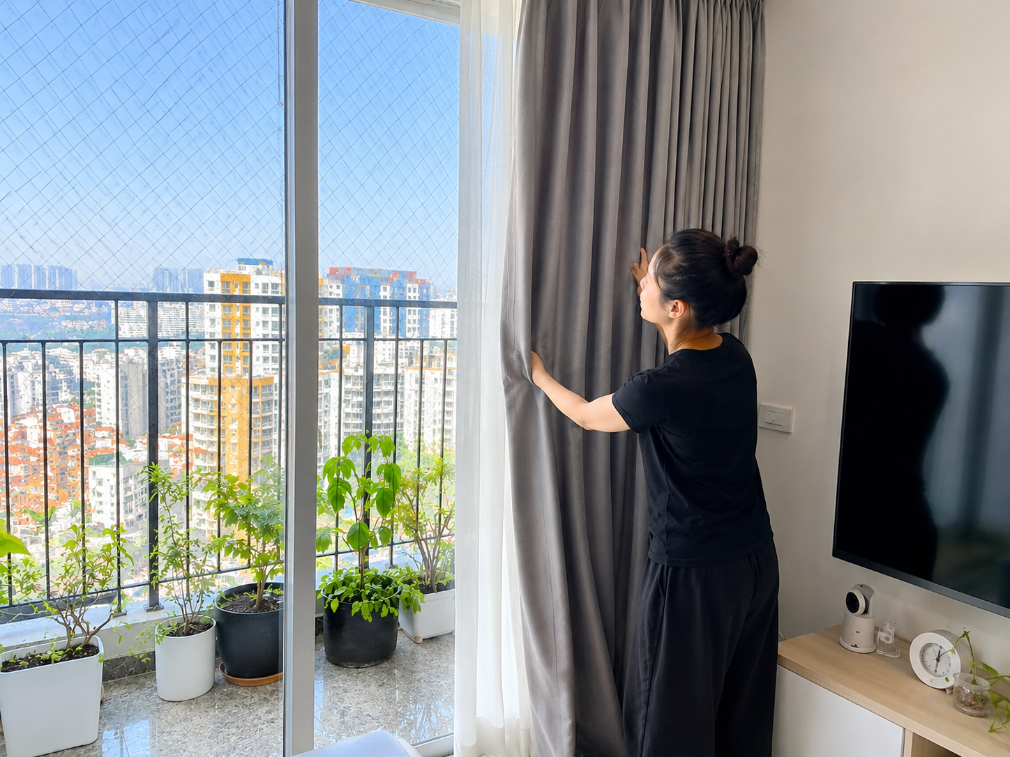 Người sống ở chung cư đang truyền nhau mẹo &ldquo;l&agrave;m m&aacute;t 2 lớp&rdquo;: Điều h&ograve;a kh&ocirc;ng phải chạy hết c&ocirc;ng suất- Ảnh 2.