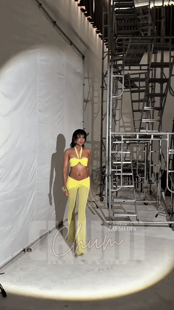 H'Hen Ni&ecirc; được "khẩn xin" h&atilde;y đi casting cho Victoria's Secret- Ảnh 2.