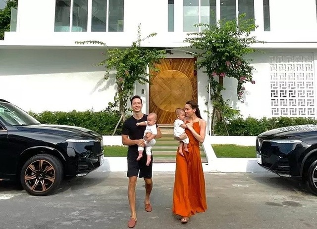 &ldquo;Mỹ nh&acirc;n đắt gi&aacute; nhất showbiz&rdquo; ở biệt thự 30 tỷ ven s&ocirc;ng giữa l&ograve;ng Thảo Điền: Đẳng cấp thượng lưu l&agrave; đ&acirc;y!- Ảnh 2.