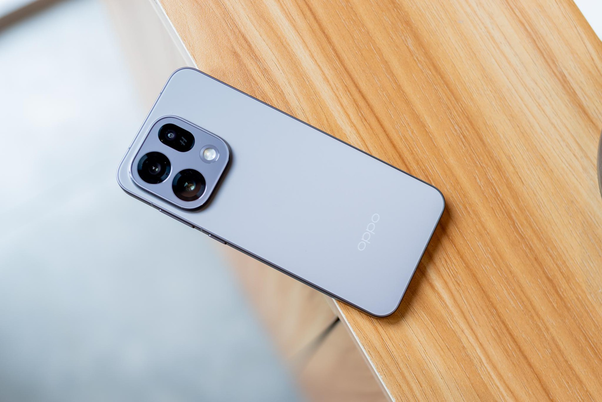 OPPO Find X9s: Chiếc flagship nhỏ gọn cho những chuyến đi nhiều cảm xúc - Ảnh 1. OPPO Find X9s: Chiếc flagship nhỏ gọn cho những chuyến đi nhiều cảm xúc - Ảnh 1.