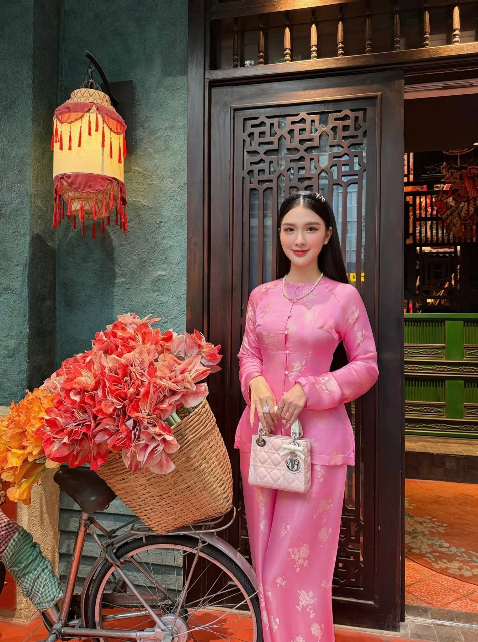 Mẹ b&aacute;c sĩ Chi&ecirc;m Quốc Th&aacute;i n&oacute;i thẳng với Ngọc Loan: "Mong vợ chồng con hạnh ph&uacute;c, vui vẻ suốt đời"- Ảnh 3.