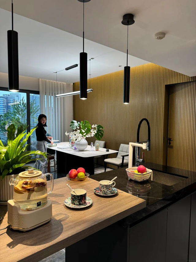 Gi&aacute;m đốc thiết kế mua căn hộ tầng 20 gi&aacute; 27 tỷ: Đẹp đến mức &ldquo;kh&ocirc;ng muốn ra khỏi nh&agrave;&rdquo; - Ảnh 19.