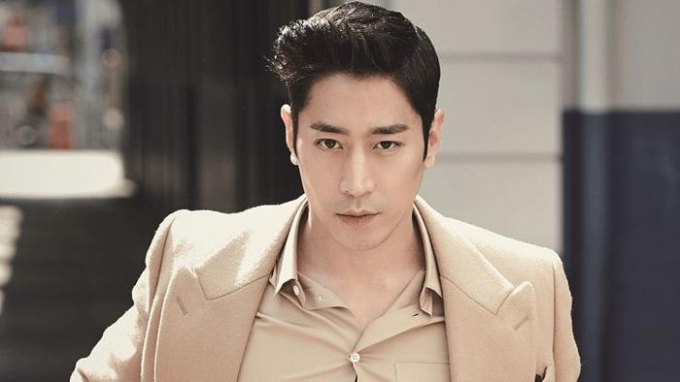 T&igrave;nh trạng xuống cấp của &ldquo;anh sếp showbiz&rdquo; sau khi y&ecirc;u n&agrave;ng thơ k&eacute;m tuổi, c&ograve;n đ&acirc;u h&igrave;nh tượng được h&agrave;ng triệu c&ocirc; g&aacute;i m&ecirc; mẩn?- Ảnh 7.