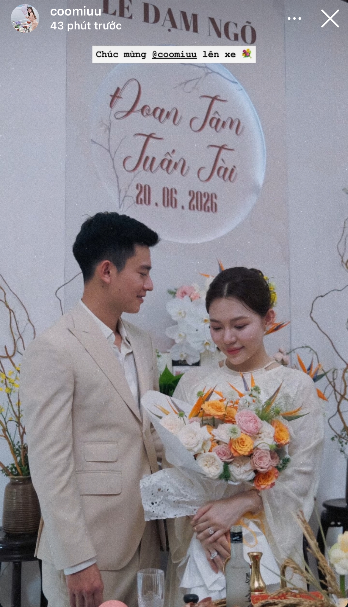 Phan Tuấn T&agrave;i v&agrave; bạn g&aacute;i hot girl l&agrave;m lễ dạm ng&otilde; sau 2 ng&agrave;y c&ocirc;ng khai cầu h&ocirc;n, phản ứng trước tin đồn "cưới chạy bầu" - Ảnh 2.