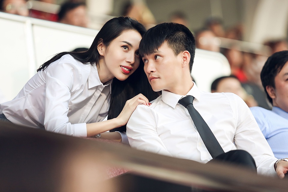 C&ocirc;ng Vinh sợ Thuỷ Ti&ecirc;n ra mặt- Ảnh 2.