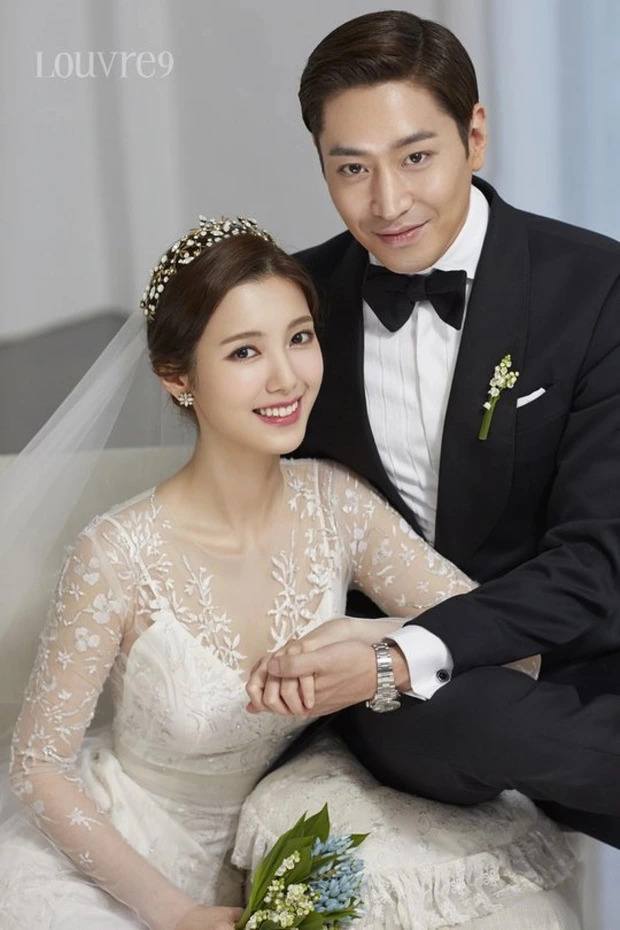 T&igrave;nh trạng xuống cấp của &ldquo;anh sếp showbiz&rdquo; sau khi y&ecirc;u n&agrave;ng thơ k&eacute;m tuổi, c&ograve;n đ&acirc;u h&igrave;nh tượng được h&agrave;ng triệu c&ocirc; g&aacute;i m&ecirc; mẩn?- Ảnh 8.