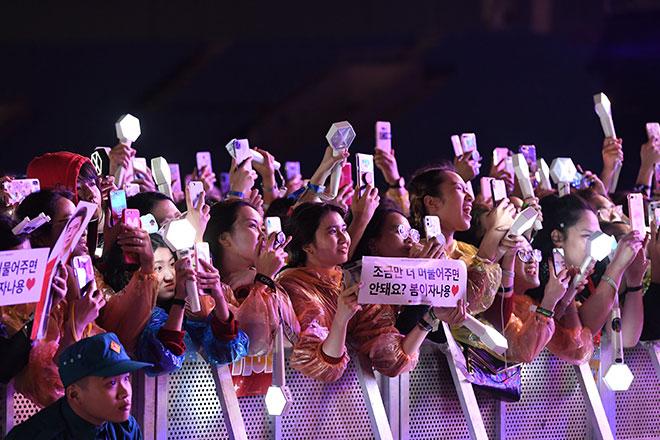 Cuộc tranh luận lớn nhất của văn h&oacute;a concert kh&ocirc;ng nằm ở gi&aacute; v&eacute;- Ảnh 2.