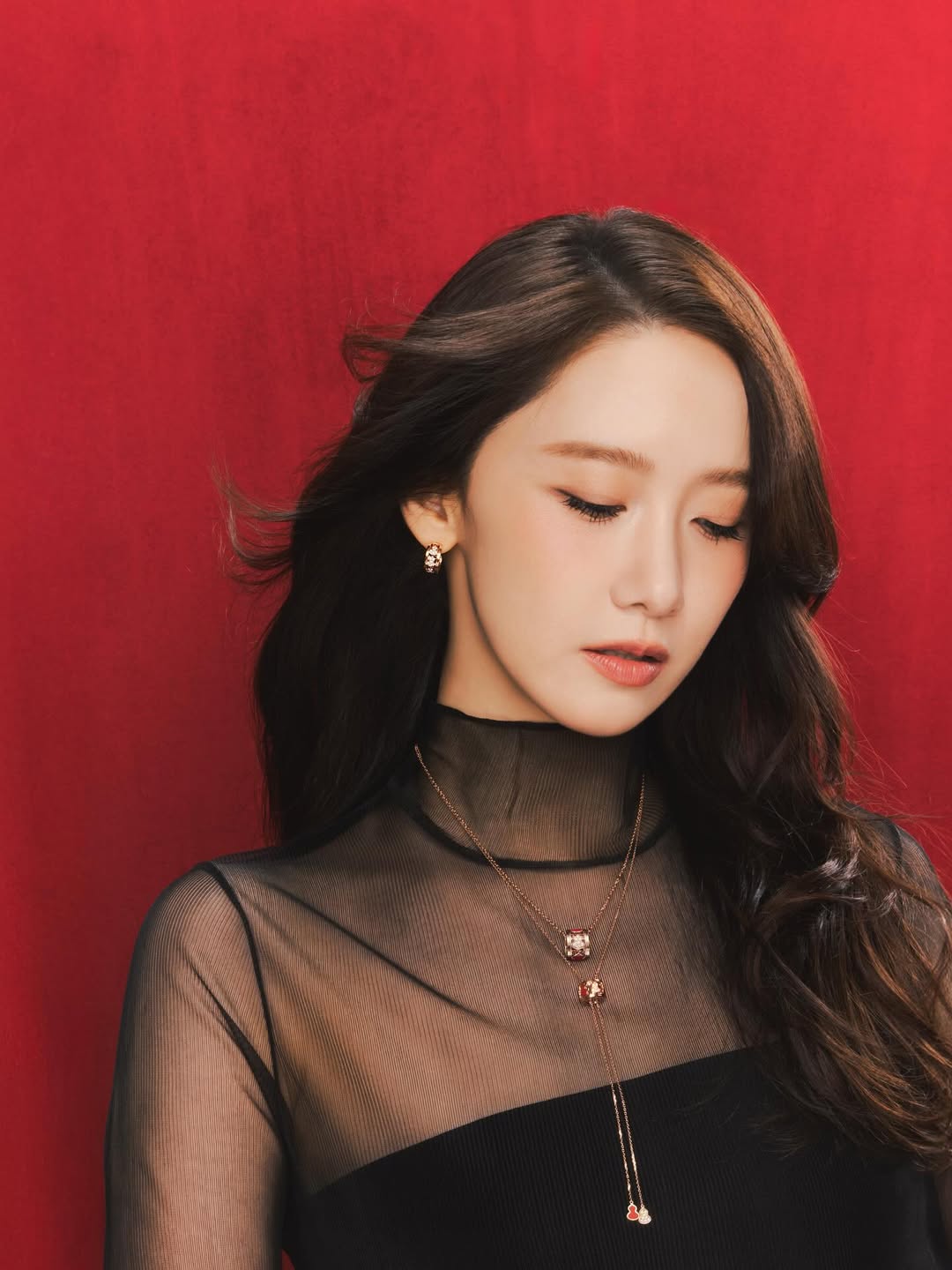 Cũng c&oacute; ng&agrave;y Yoona th&agrave;nh phu nh&acirc;n &ldquo;tr&ugrave;m ma tu&yacute;&rdquo;, chơi đồ hiệu từ đầu đến ch&acirc;n- Ảnh 6.