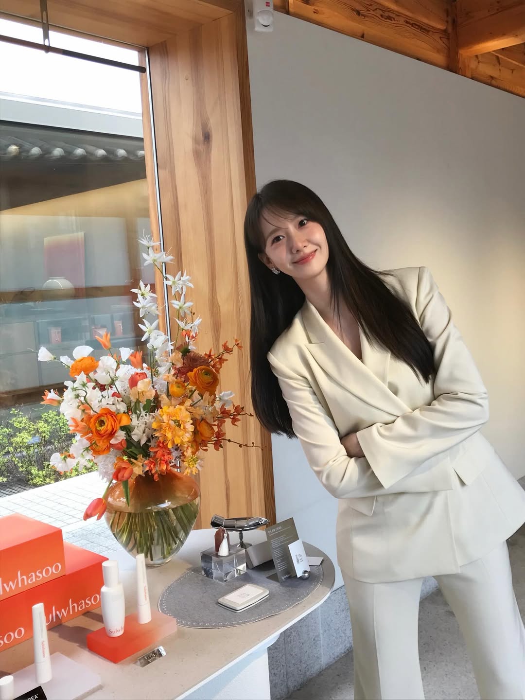 Cũng c&oacute; ng&agrave;y Yoona th&agrave;nh phu nh&acirc;n &ldquo;tr&ugrave;m ma tu&yacute;&rdquo;, chơi đồ hiệu từ đầu đến ch&acirc;n- Ảnh 7.