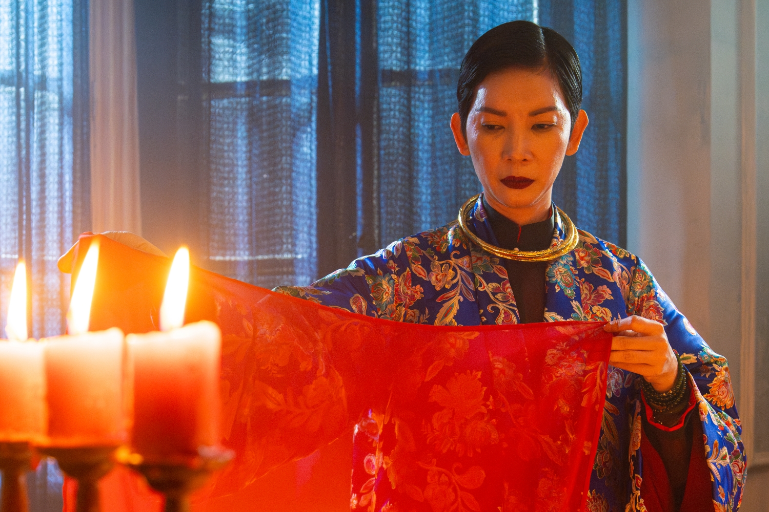 Công văn nóng của Cục Điện ảnh: "Vòng kim cô" hay bộ lọc nâng tầm phim kinh dị Việt?- Ảnh 8. Công văn nóng của Cục Điện ảnh: "Vòng kim cô" hay bộ lọc nâng tầm phim kinh dị Việt?- Ảnh 8.