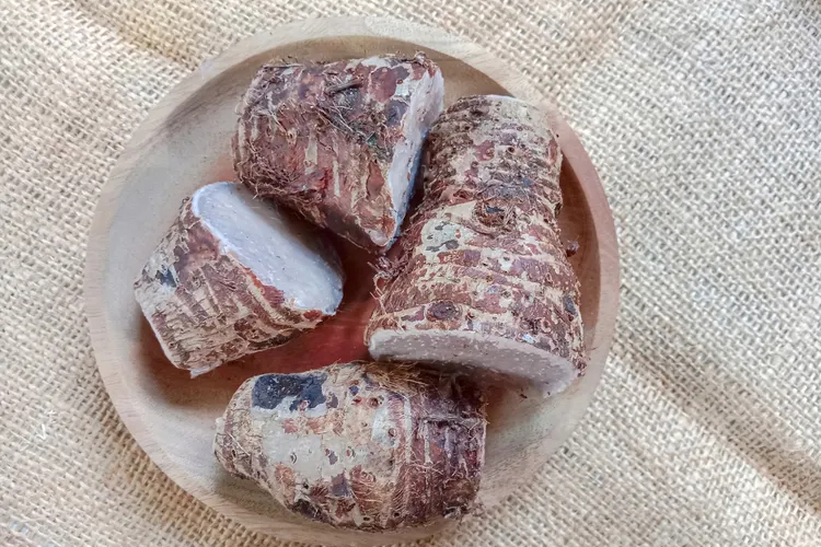Trẻ thiếu canxi thường ph&aacute;t ra 5 t&iacute;n hiệu: Bệnh viện Nhi đồng 2 cảnh b&aacute;o đừng chủ quan - Ảnh 2.